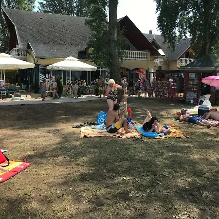 Haus Sonnenschein * Balatonlelle